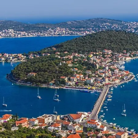 A1 Cozy Apt W Big Garden 2 Balconies & Grill Rogoznica (Sibenik-Knin)
