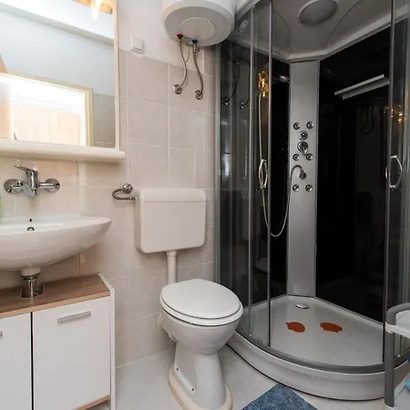 A1 Cozy Apt W Big Garden 2 Balconies & Grill Apartamento *